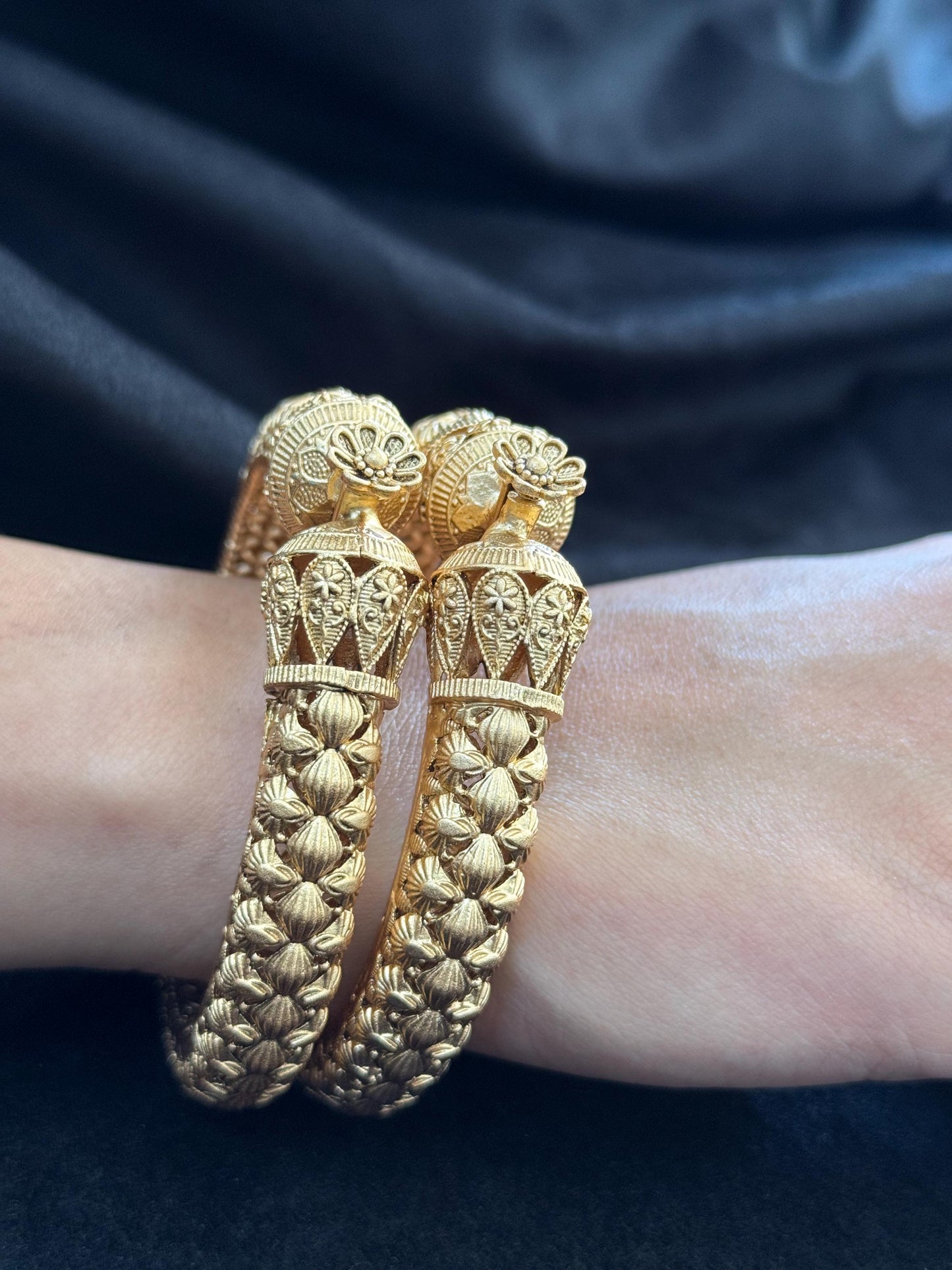 Temple Dome Kada with Floral Top - Openable gold polished matt finish kada.