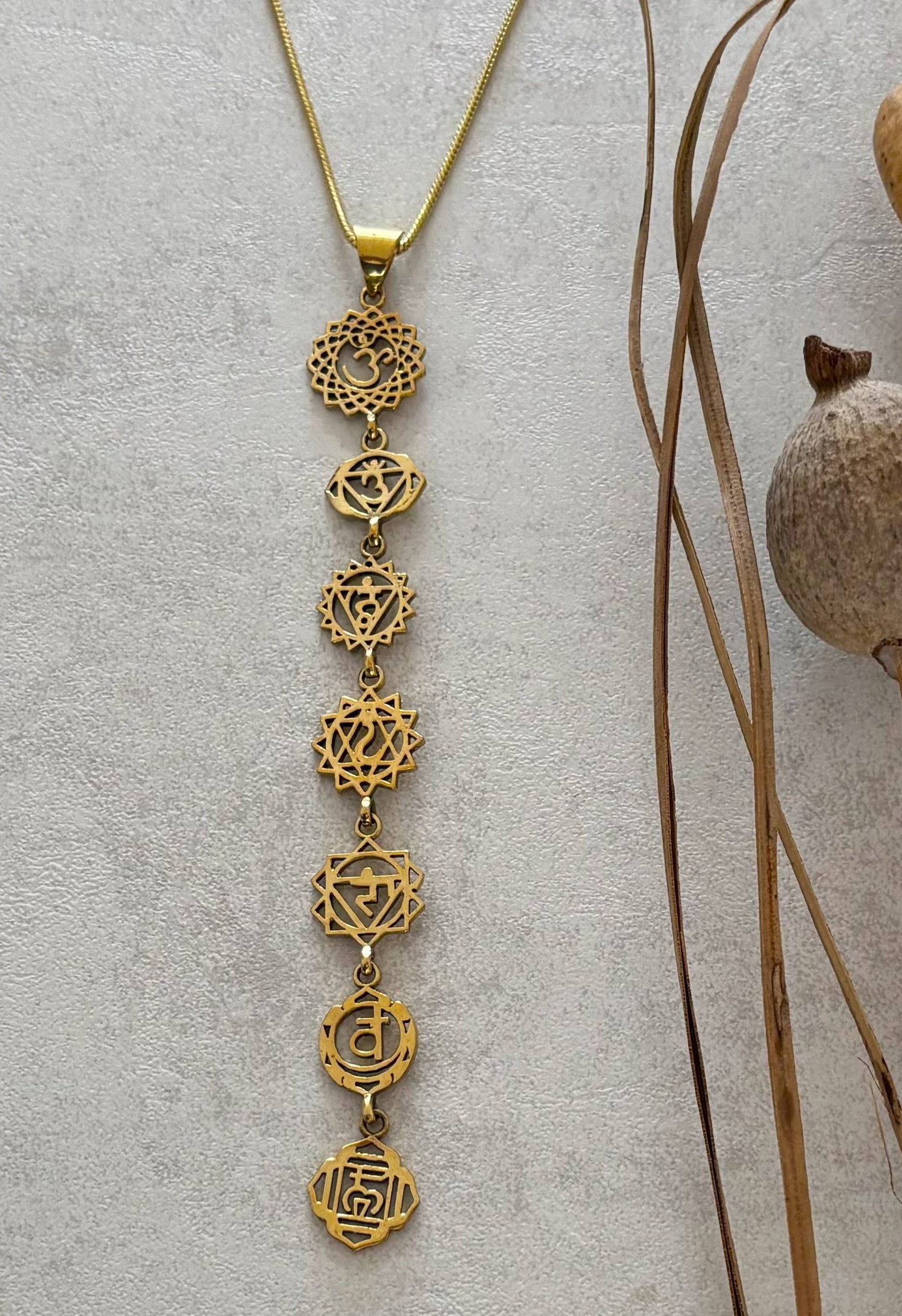 7 Chakra Energy Healing Pendant Necklaces – Gold & Silver Finish