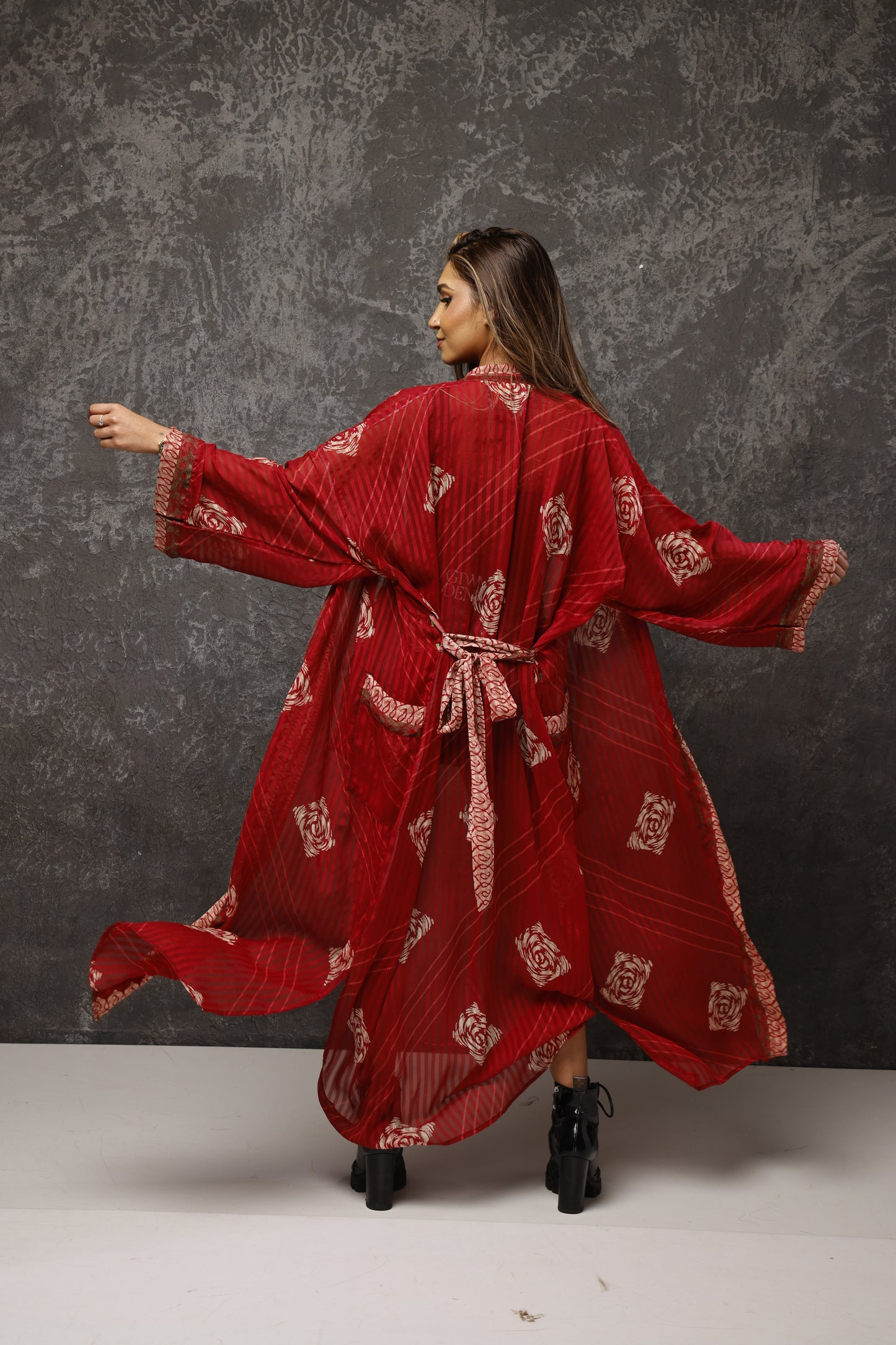 Modern Saree Kimono Robe – Lightweight Everyday Cover Up