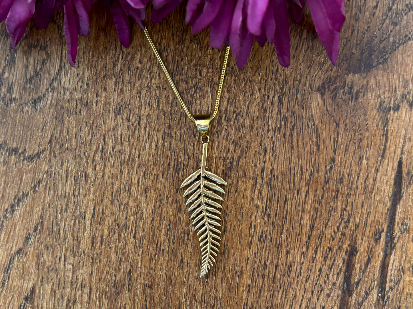 Gold/Silver Fern Leaf Pendant Necklace.