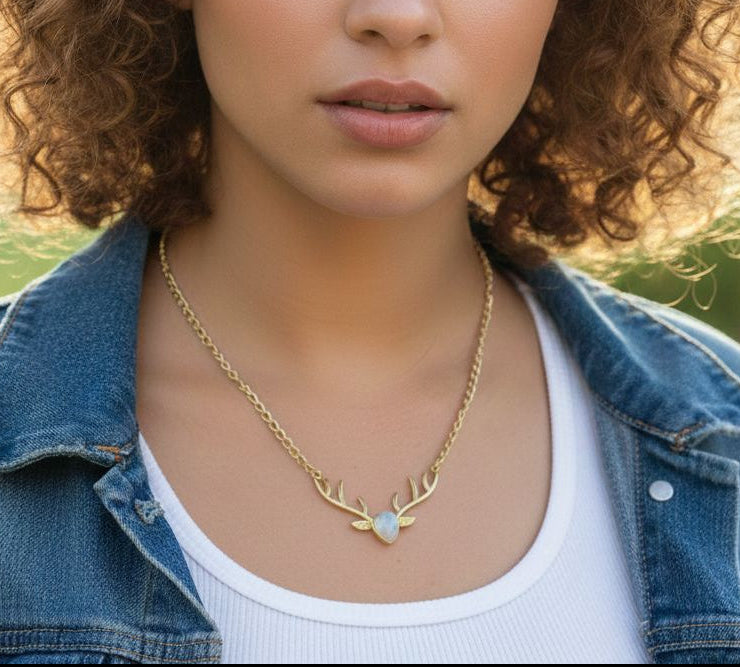 Gold/Sliver Deer Antler Pendant with Labradorite/Moonstone – Nature-Inspired Boho Statement Necklace.