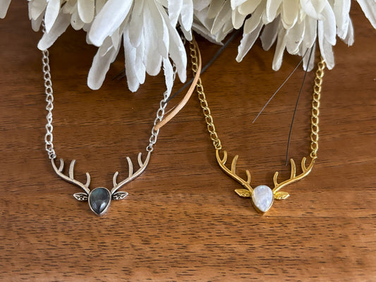 Gold/Sliver Deer Antler Pendant with Labradorite/Moonstone – Nature-Inspired Boho Statement Necklace.
