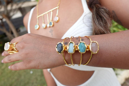 18K gold-plated pieces is handcrafted adjustable cuff.