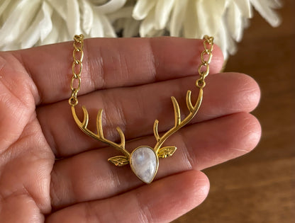 Gold/Sliver Deer Antler Pendant with Labradorite/Moonstone – Nature-Inspired Boho Statement Necklace.
