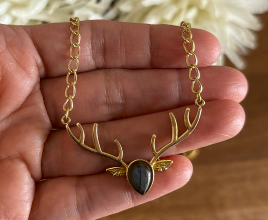 Gold/Sliver Deer Antler Pendant with Labradorite/Moonstone – Nature-Inspired Boho Statement Necklace.