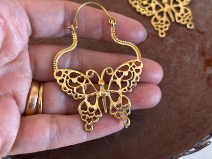 Butterfly Hoop Earrings – Filigree Design in Gold or Silver Finish.