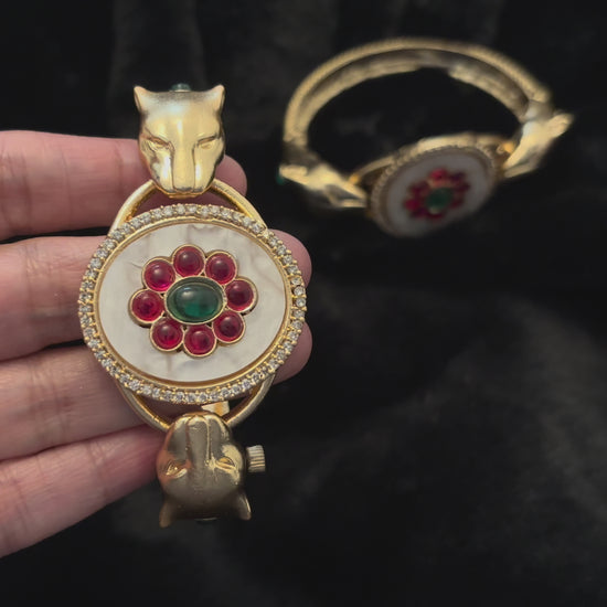 Twin Panther Brass Kada Bangle — Sherni, video of the kada on the wrist