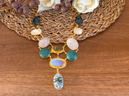 Bold Multi-Stone Necklace in 18K Gold-Plated Brass.